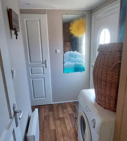 Cozy Surfer House Perfect For Digital Nomads Apartment