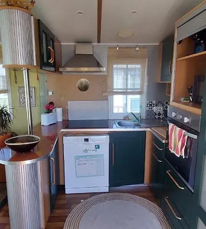 Apartment Cozy Surfer House Perfect For Digital Nomads Burinhosa